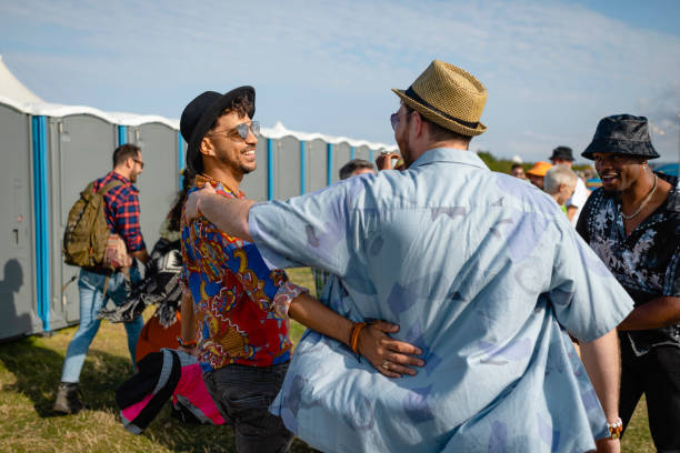 Best Luxury portable toilet rental  in Cynthiana, KY