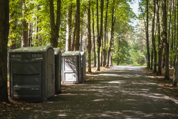 Best Portable restroom trailer rental  in Cynthiana, KY